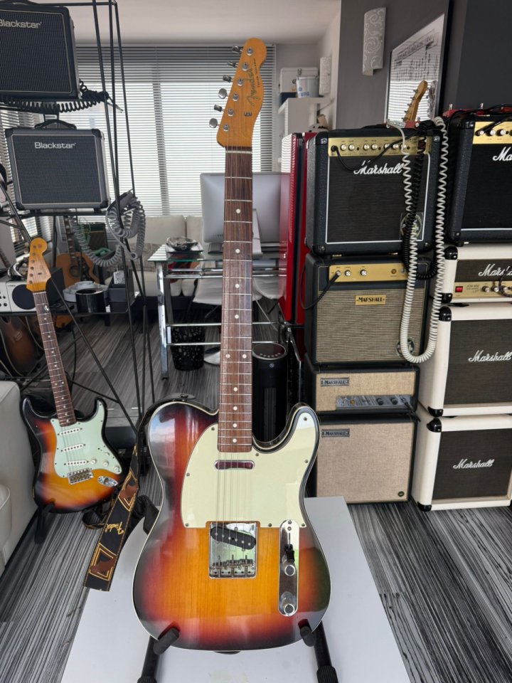 Fender A Vintage custom 62 (2007)reservada