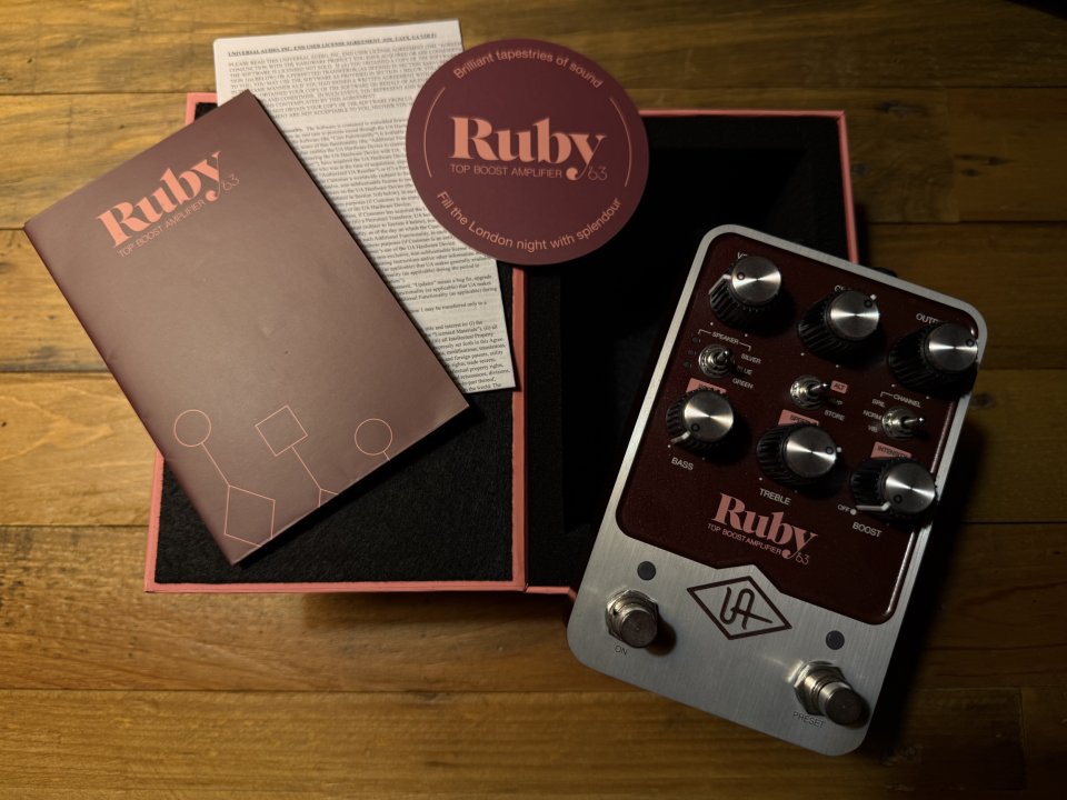 Universal Audio UAFX Ruby de segunda mano · Foto 1 de 2 · Sevilla · 220 €