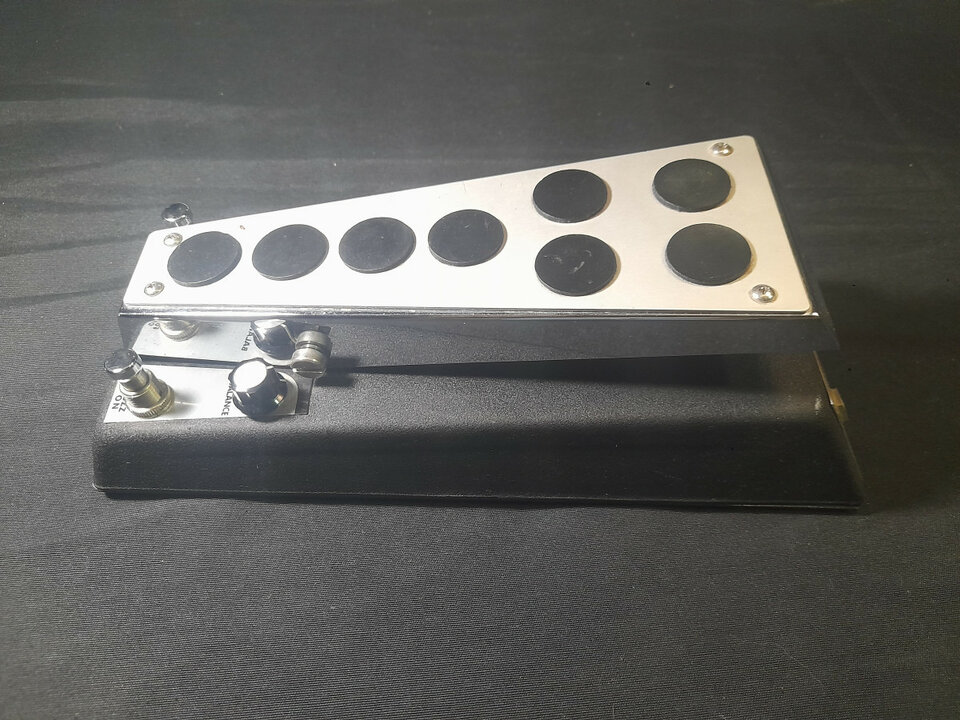 Ibanez Wau-Fuzz Standard