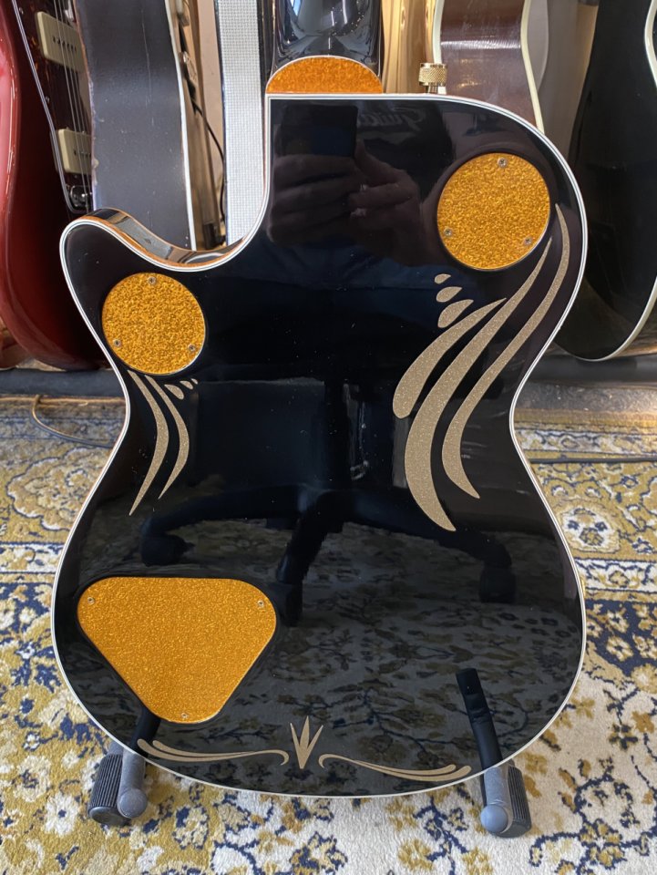 Gretsch Black Penguin G6134 (VIDEO) de segunda mano · Foto 7 de 9 · Madrid · 4000 €