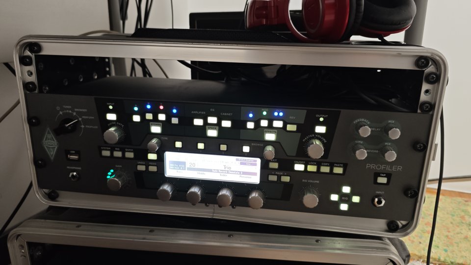 Kemper PowerRack+Remote+MatrixFr10