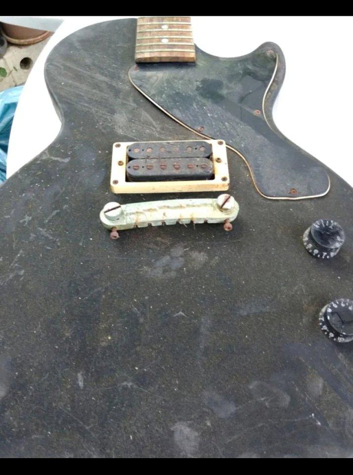 Luthier diferentes servicios