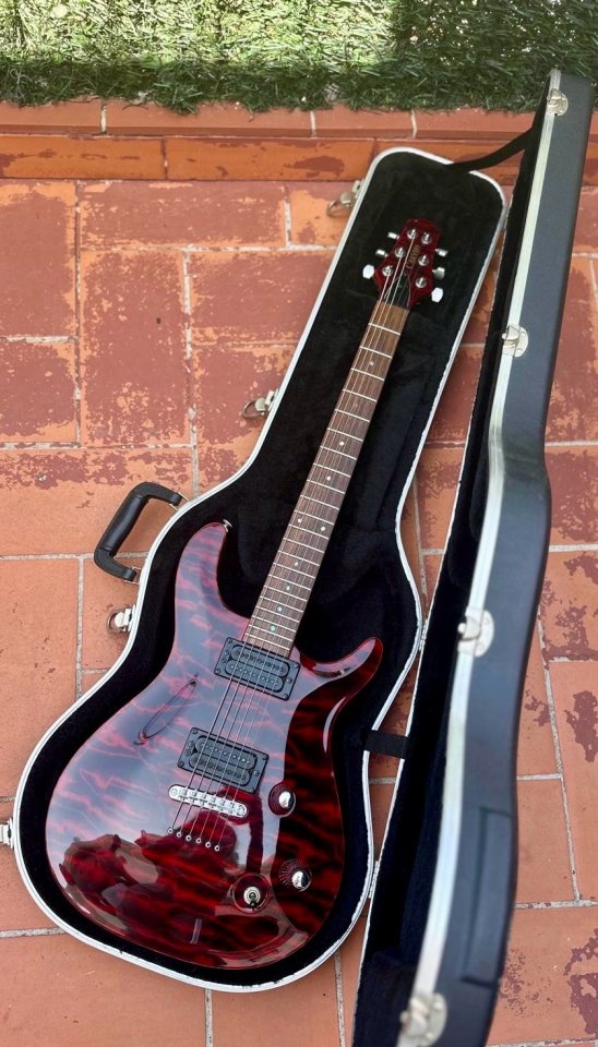 Carvin / Kiesel CT6 USA de segunda mano · Foto 2 de 10 · Barcelona · 1300 €