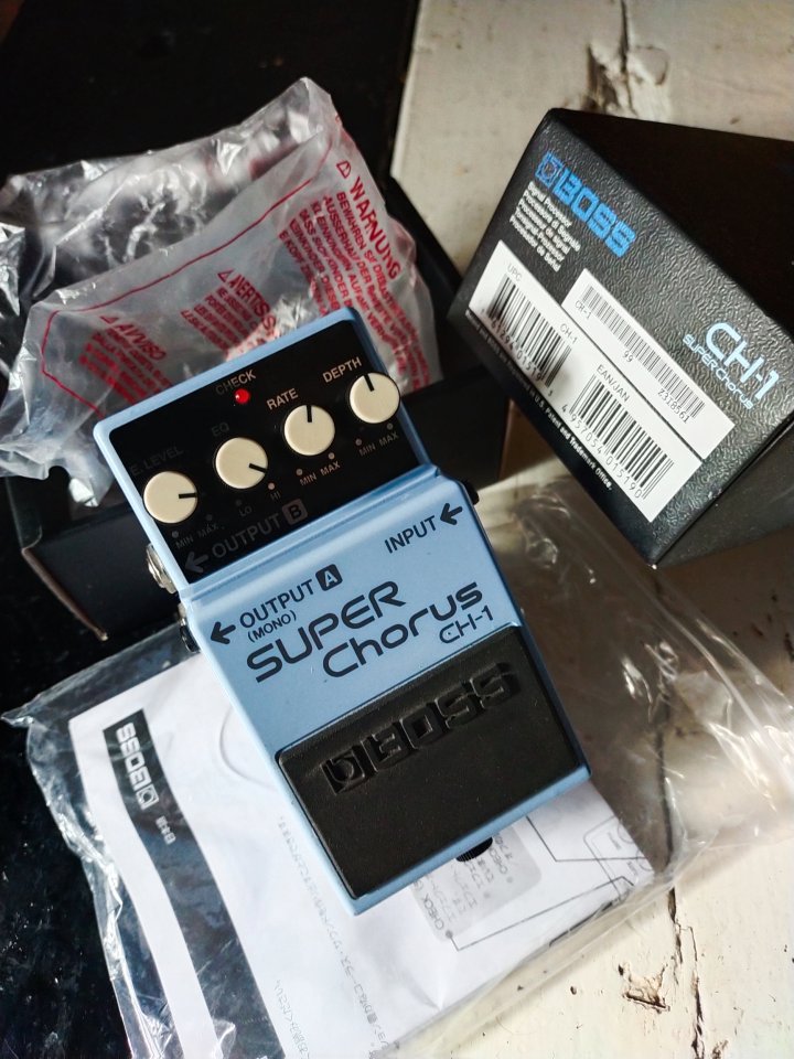 BOSS CH-1 super chorus estéreo de segunda mano · Foto 2 de 4 · Valencia · 80 €