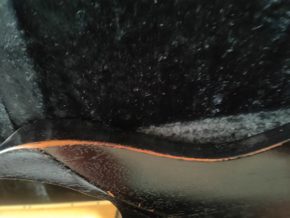 Caparison IA Apple horn  negro carbon de segunda mano · Foto 5 de 6 · SC Tenerife · 2950 €