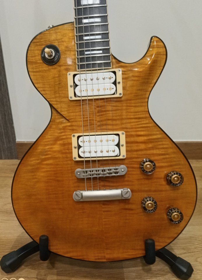 Dean Soltero SL japonesa de segunda mano · Foto 1 de 6 · Barcelona · 1300 €