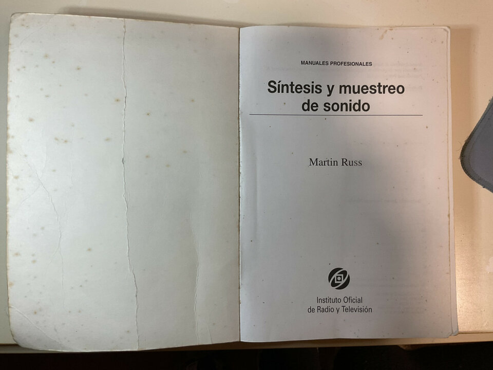 Síntesis y muestreo de sonido de Martin Russ de segunda mano · Foto 3 de 7 · Asturias · 50 €