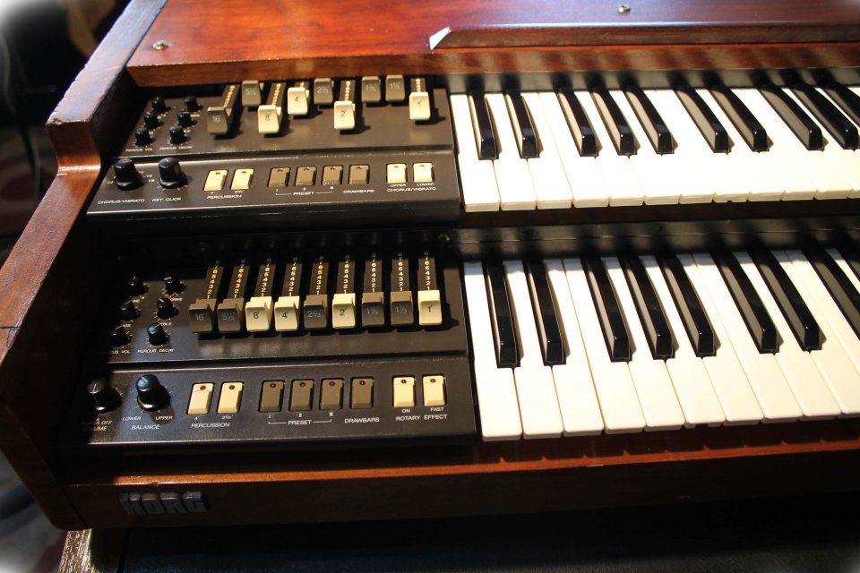 KORG BX-3  Hammond Clon