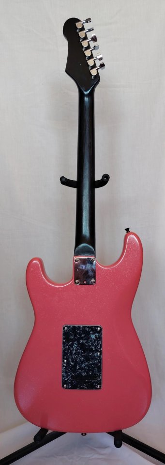 Guitarra ELg estilo Stratocaster de segunda mano · Foto 6 de 7 · Madrid · 190 €