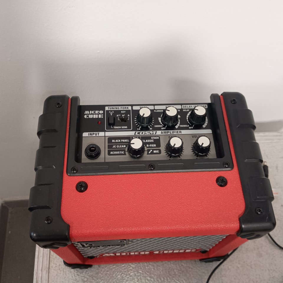 Roland Micro cube+alimentador de segunda mano · Foto 5 de 5 · Málaga · 90 €