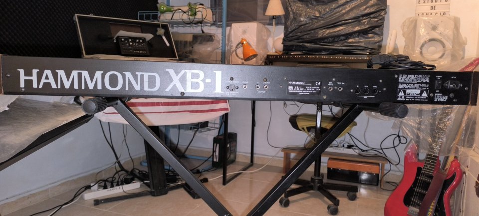 Hammond xb-1