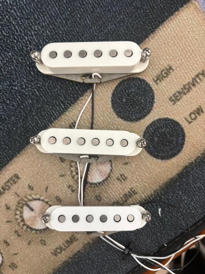 Set pastillas single coil Suhr V70 de segunda mano · Foto 1 de 4 · Cádiz · 300 €