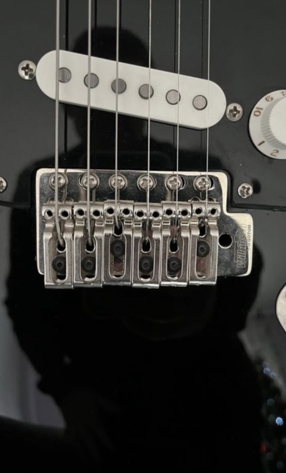 Fender Squier Classic Vibe 50s de segunda mano · Foto 8 de 8 · León · 330 €