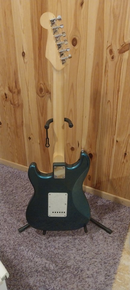 Stratocaster partscaster shellwood green de segunda mano · Foto 2 de 5 · Castellón · 350 €