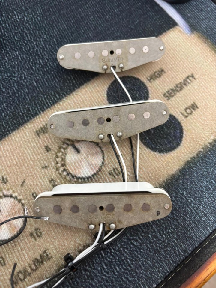 Set pastillas single coil Suhr V70 de segunda mano · Foto 3 de 4 · Cádiz · 300 €