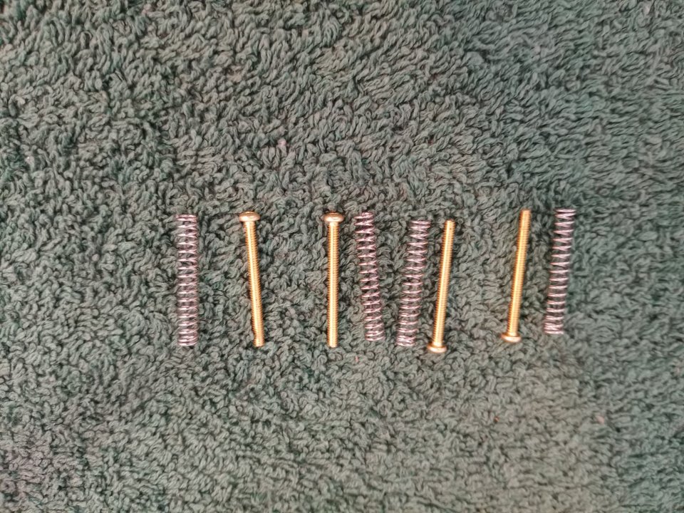 Pastillas ESP LH-150 Doradas. de segunda mano · Foto 3 de 3 · Madrid · 30 €