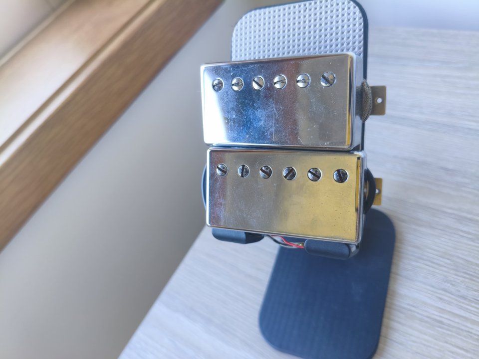 Set de Pastillas Gibson 490R + 498T (Puente en versión 4 Conductores / 4C) de segunda mano · Foto 5 de 7 · Pontevedra · 200 €