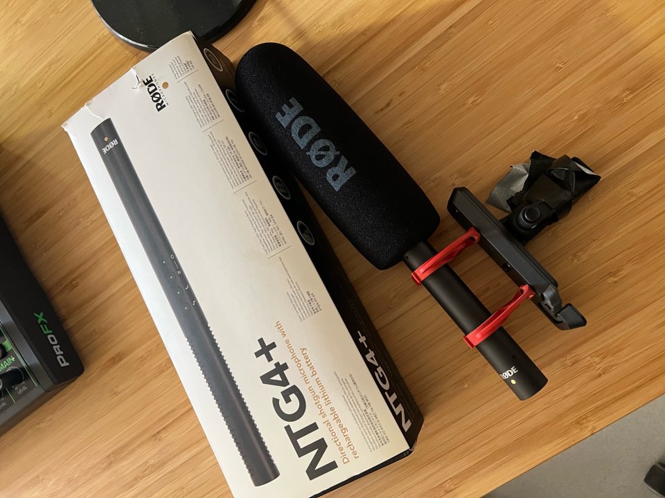 Rode NTG4+ con suspensión SM4-R, todo casi nuevo