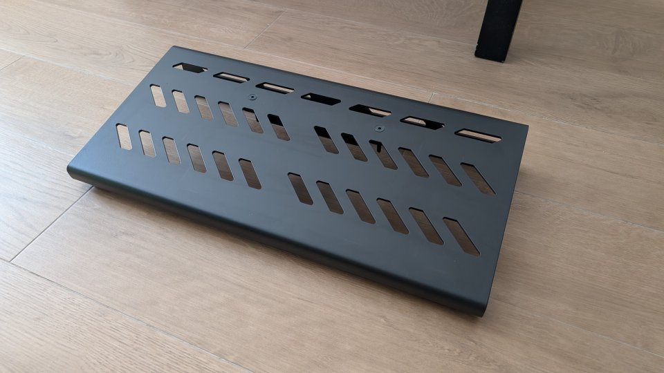Pedalboard Gator Aluminio L de segunda mano · Foto 2 de 5 · Albacete · 160 €