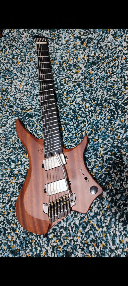 GOC Ilumina - african sapelee