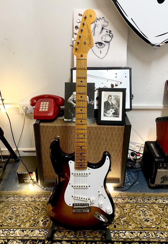 Fender Stratocaster Custom Shop Relic 1954 60th Anniversary 2014 (VIDEOS)