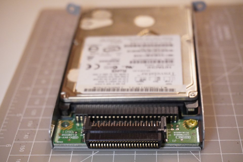 Kit AKAI HDM-10 con disco duro (para MPC1000 o MPC2500)