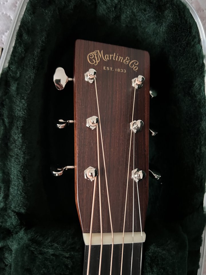 Martin D28 Satin de segunda mano · Foto 2 de 9 · Madrid · 2100 €