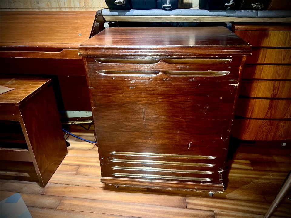 Hammond RT3 con Leslie, pedalera y Tone cabinet