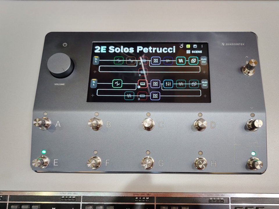 Neural DSP Quad Cortex de segunda mano · Foto 1 de 5 · Teruel · 1100 €