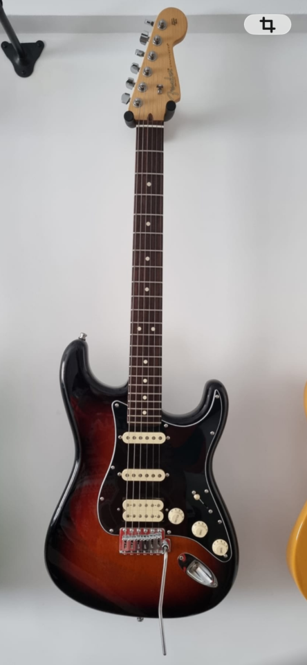 Cambio Fender Stratocaster hss por acústica