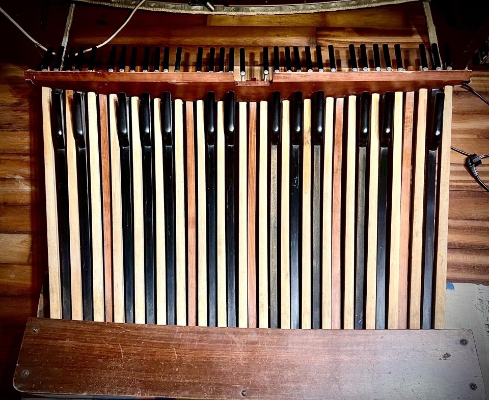 Hammond RT3 con Leslie, pedalera y Tone cabinet