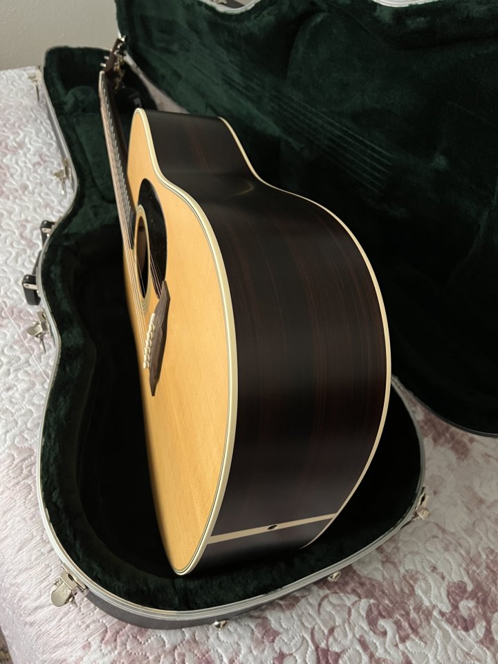 Martin D28 Satin de segunda mano · Foto 5 de 9 · Madrid · 2100 €
