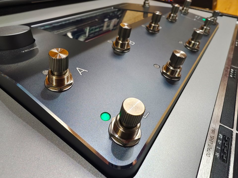 Neural DSP Quad Cortex de segunda mano · Foto 3 de 5 · Teruel · 1100 €