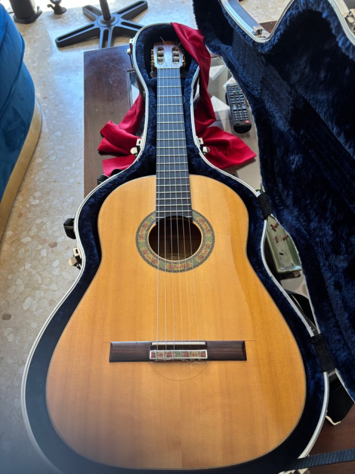 Guitarra Flamenca Francisco Gambero Ciprés Primera A de segunda mano · Foto 6 de 9 · Barcelona · 999 €
