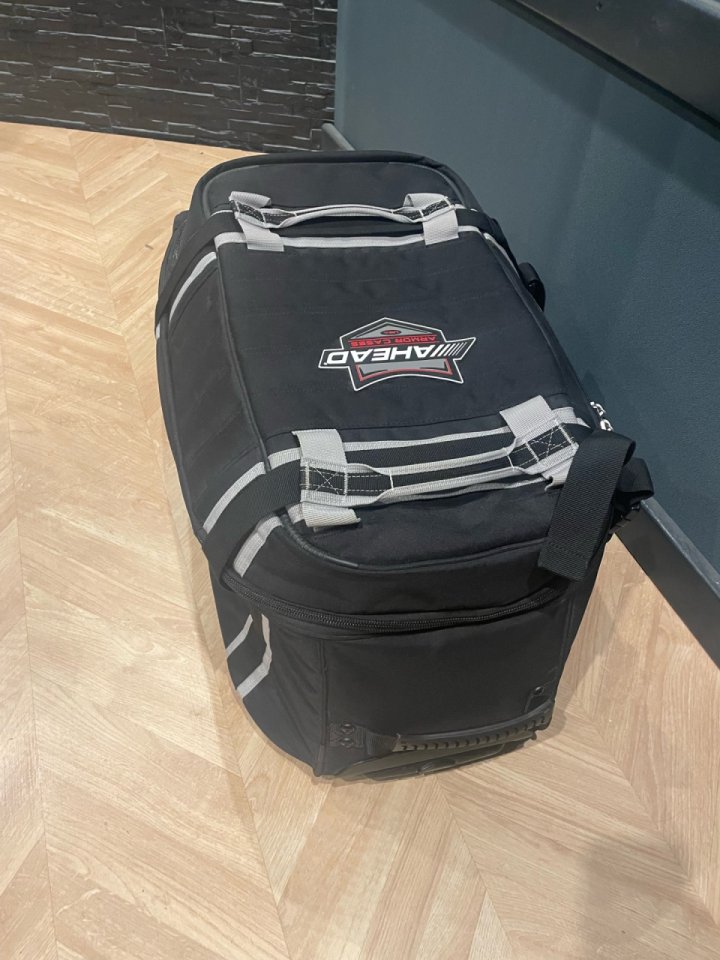 Estuche de hardware Ahead AA5028OW