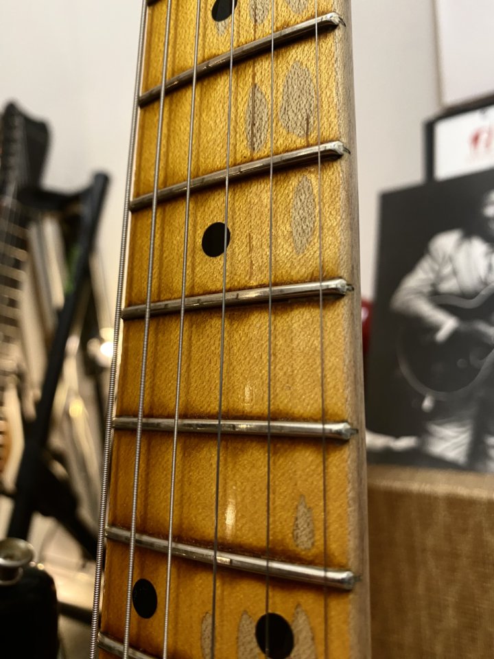 Fender Stratocaster Custom Shop Relic 1954 60th Anniversary 2014 (VIDEOS)