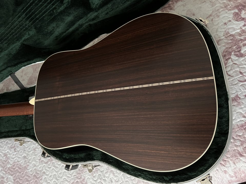 Martin D28 Satin de segunda mano · Foto 6 de 9 · Madrid · 2100 €