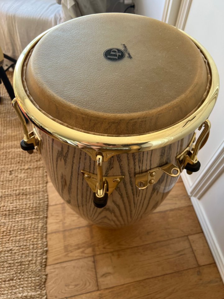 Tumba LP Galaxy Giovanni 12 1/2" NUEVA de segunda mano · Foto 2 de 5 · Alicante · 590 €