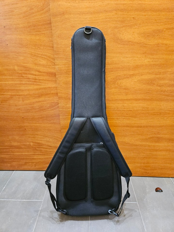 Funda Premium PRS de segunda mano · Foto 4 de 5 · Barcelona · 60 €