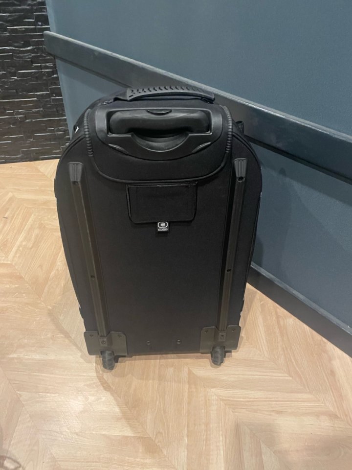 Estuche de hardware Ahead AA5028OW