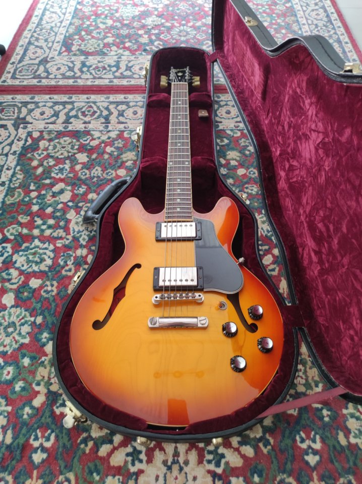 Gibson ES 339 Custom Shop de segunda mano · Foto 1 de 6 · Almería · 2500 €