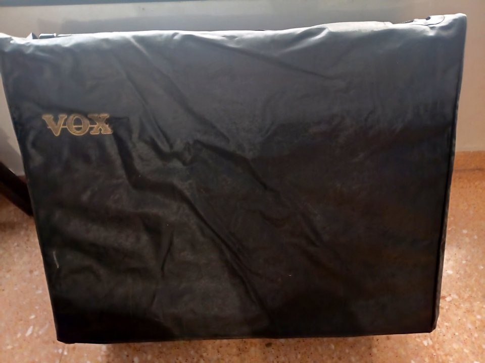 Pantalla vox ac30 mueble 1964 de segunda mano · Foto 6 de 6 · Alicante · 550 €
