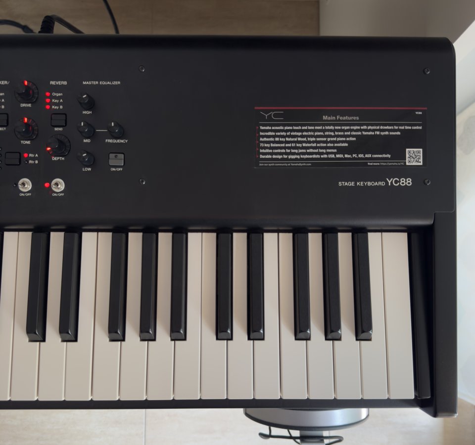 Yamaha YC88 de segunda mano · Foto 7 de 8 · Barcelona · 2200 €