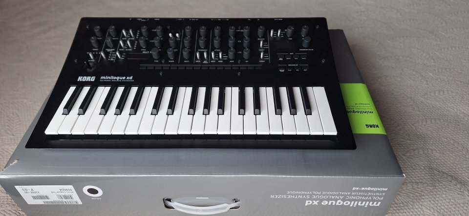 Korg Minilogue XD de segunda mano · Foto 1 de 3 · Asturias
