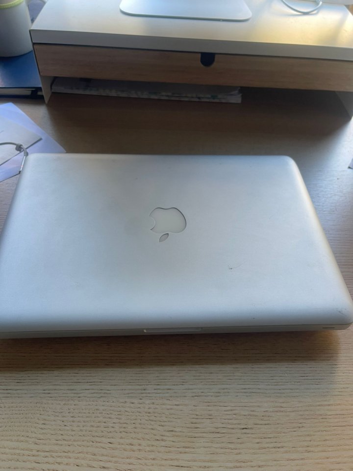 Macbook Pro 500Gb 16MB RAM