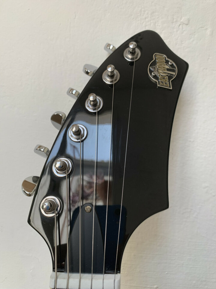 Eastwood Guitars Fyrbird Sharkbite de segunda mano · Foto 4 de 10 · Madrid · 1350 €