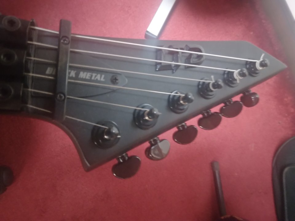 Esp ltd M-black metal satin