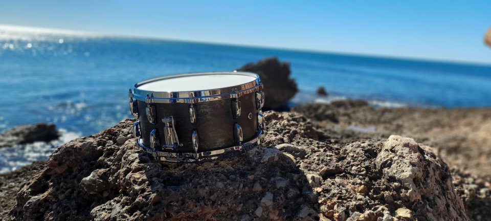 Caixa/tabal de llautó de 1'5 mm de gruix. L'Ametlla de Mar