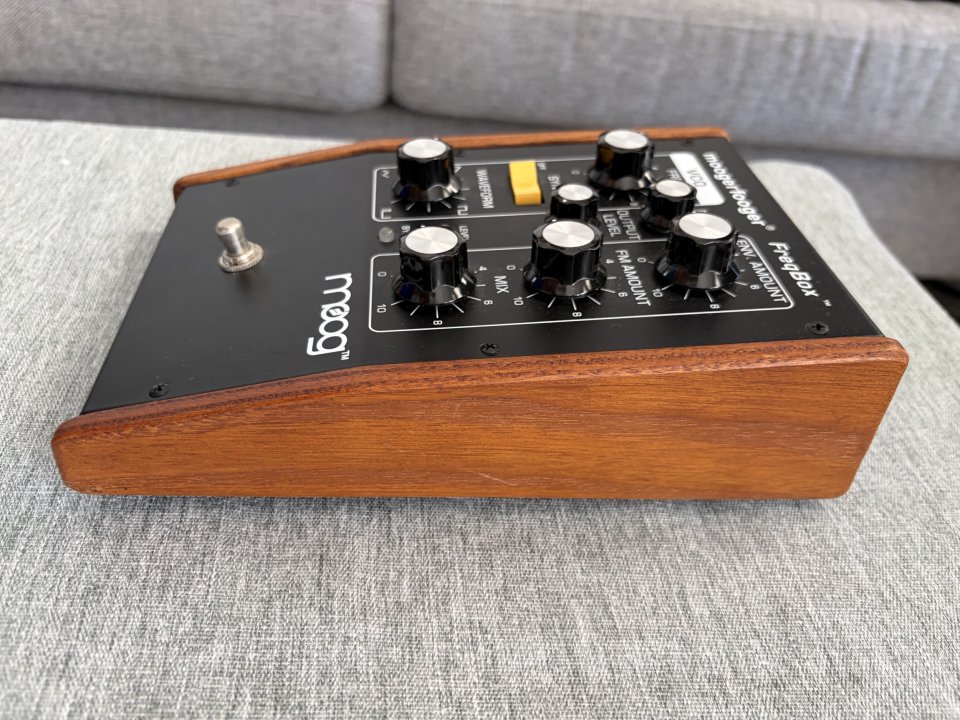 Moogerfooger MF-107 FreqBox de segunda mano · Foto 4 de 6 · Málaga · 400 €