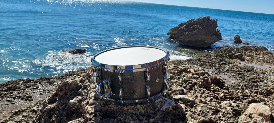 Caixa/tabal de llautó de 1'5 mm de gruix. L'Ametlla de Mar